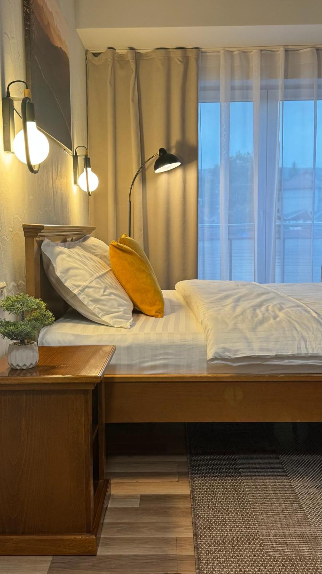Hotel Lucy Star Cluj-Napoca Eksteriør bilde