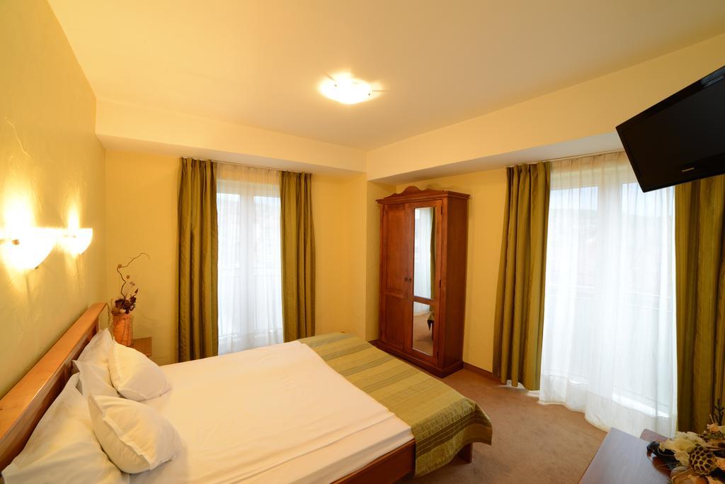 Hotel Lucy Star Cluj-Napoca Eksteriør bilde
